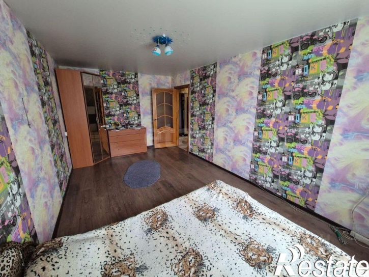 4-комн квартира Ладожская улица, 21,  д. 21
