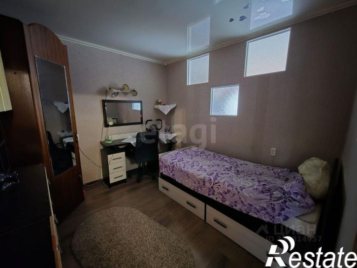 4-комн квартира Ладожская улица, 21,  д. 21