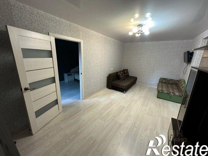 2-комн квартира Космическая улица, 11,  д. 11