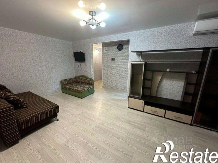 2-комн квартира Космическая улица, 11,  д. 11
