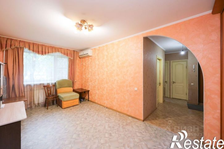 4-комн квартира улица Гагарина, 1,  д. 1