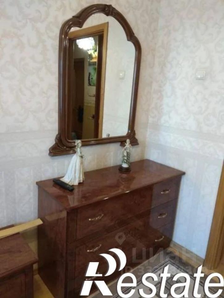 2-комн квартира улица Дикопольцева, 45,  д. 45