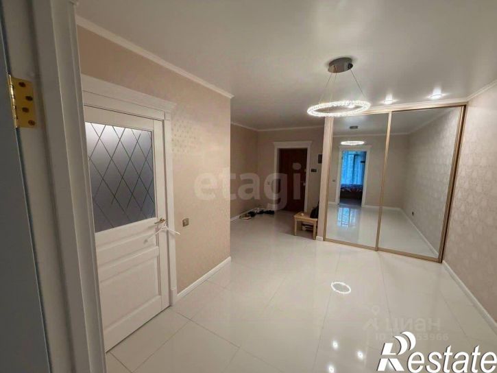 2-комн квартира Владивостокская улица, 38А,  д. 38А