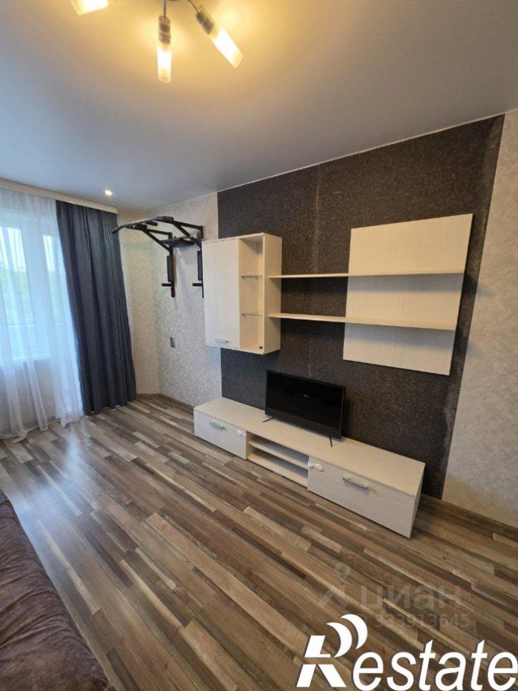 2-комн квартира Артёмовская улица, 102,  д. 102
