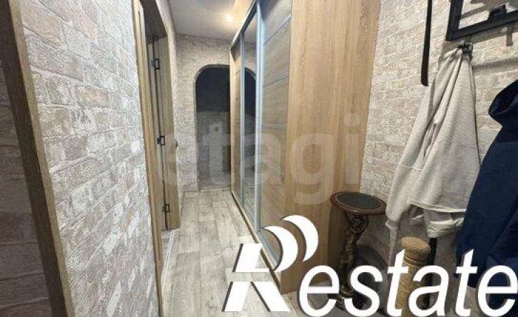 3-комн квартира улица Сысоева, 7Б,  д. 7Б