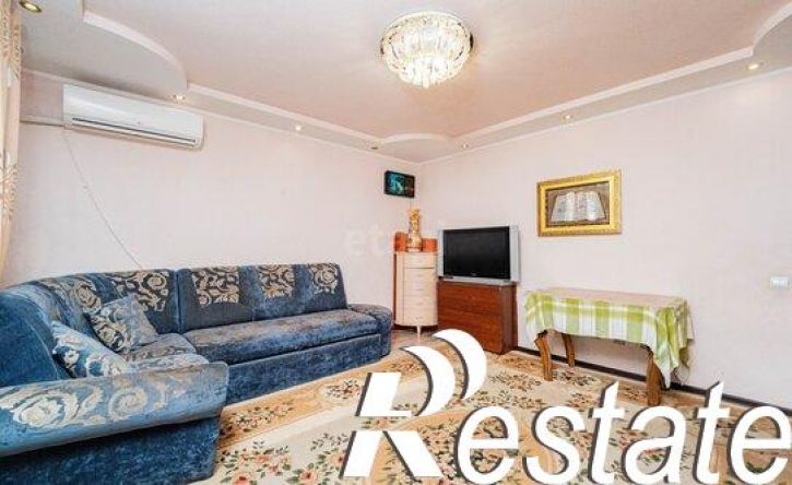 3-комн квартира улица Блюхера, 4,  д. 4