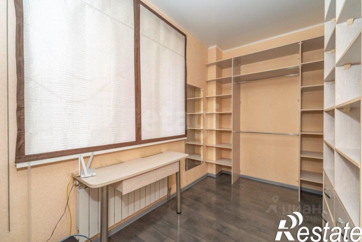 3-комн квартира улица Дикопольцева, 26,  д. 26