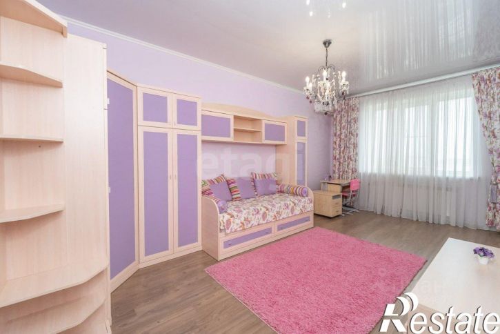 3-комн квартира улица Дикопольцева, 26,  д. 26