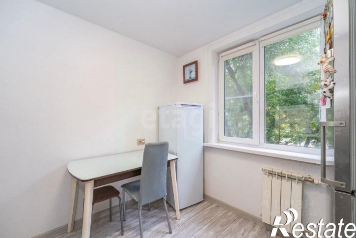 2-комн квартира улица Ворошилова, 3,  д. 3
