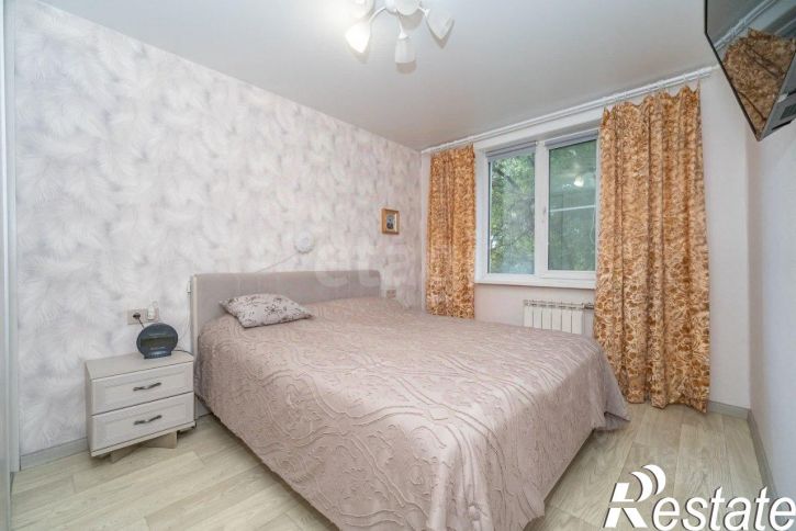2-комн квартира улица Ворошилова, 3,  д. 3