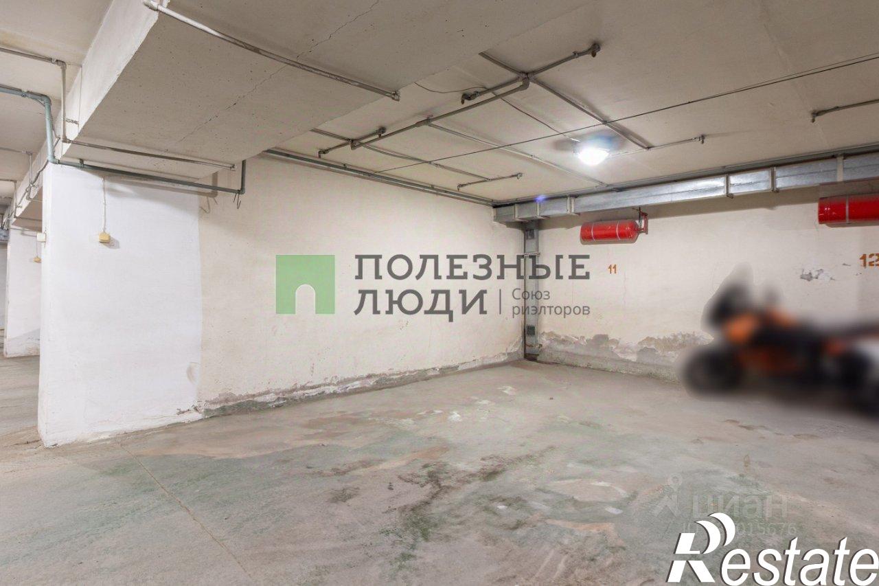 Купить гараж, место в паркинге за 2 250 000 рублей на улица Шеронова, 103