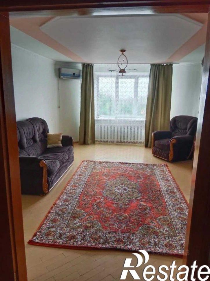 2-комн квартира улица Запарина, 160,  д. 160