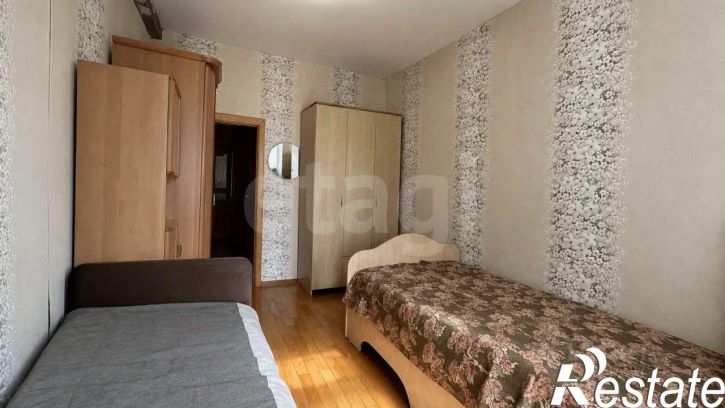 3-комн квартира улица Истомина, 44,  д. 44