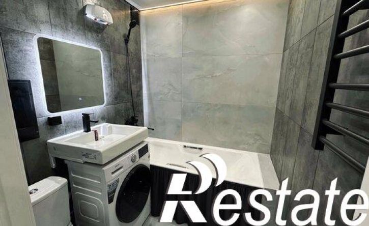 3-комн квартира улица Павловича, 38,  д. 38