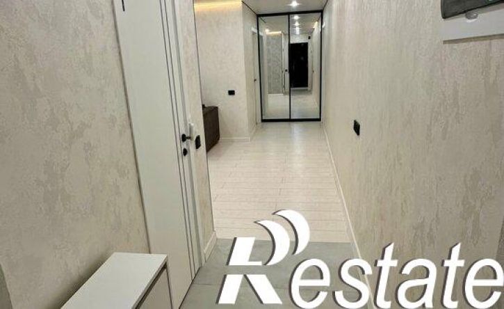 3-комн квартира улица Павловича, 38,  д. 38