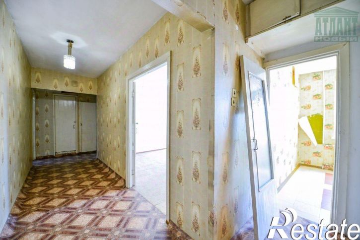 3-комн квартира улица Стрельникова, 8,  д. 8