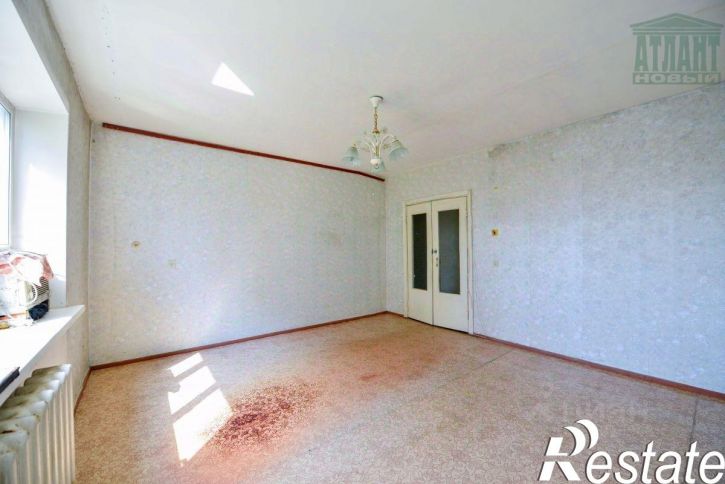 3-комн квартира улица Стрельникова, 8,  д. 8