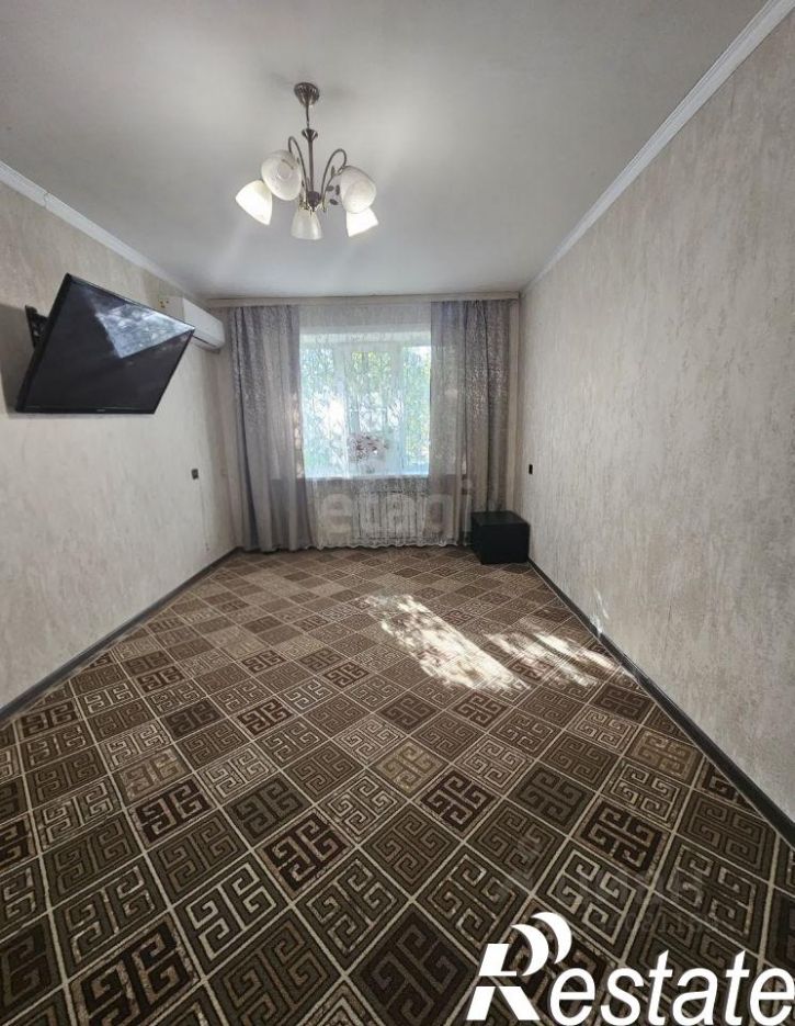 2-комн квартира улица Черняховского, 9,  д. 9