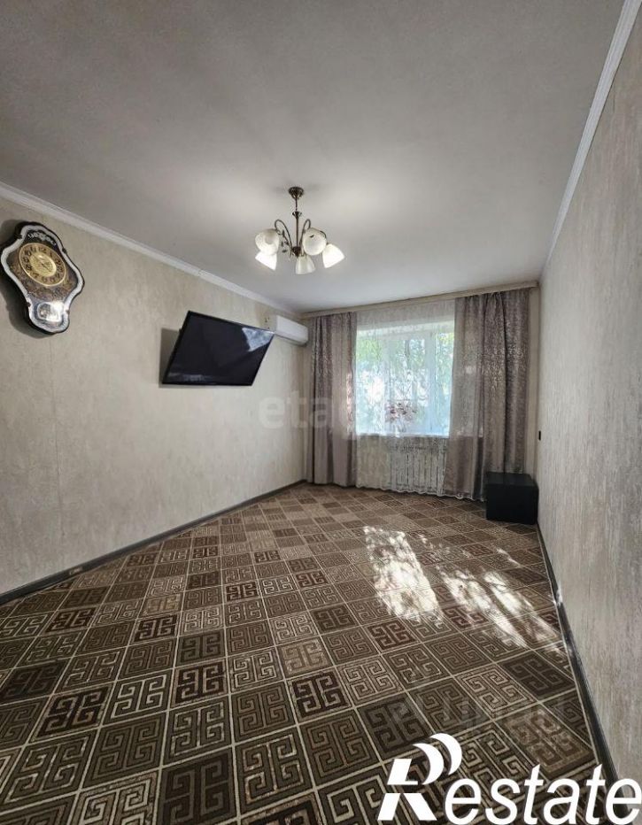 2-комн квартира улица Черняховского, 9,  д. 9