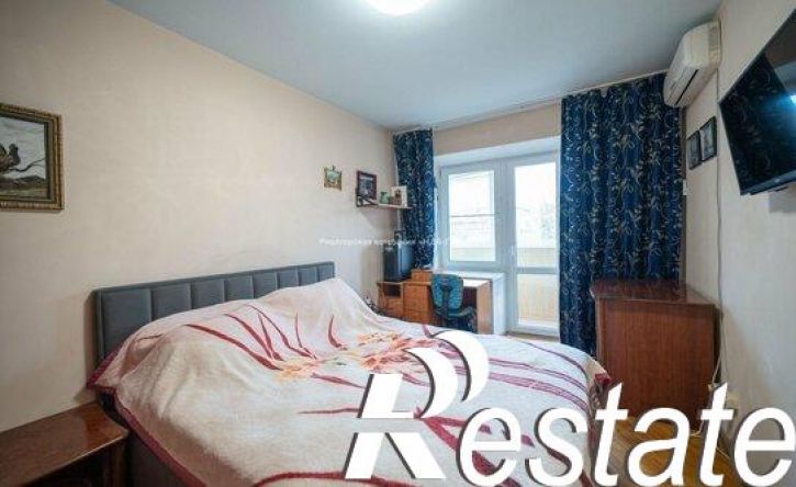 3-комн квартира улица Дикопольцева, 10,  д. 10