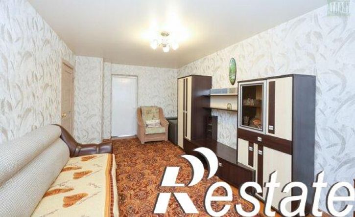 2-комн квартира улица Суворова, 42,  д. 42