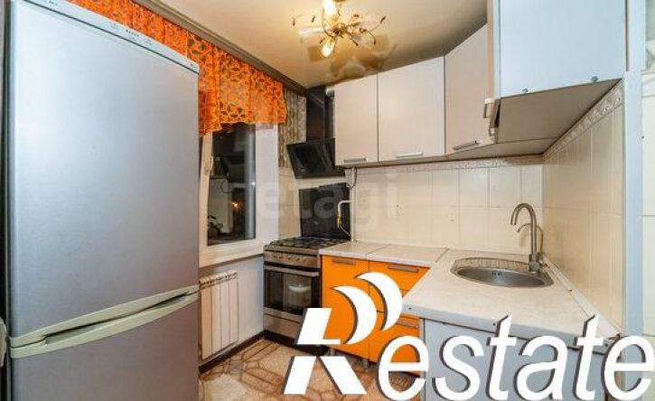 4-комн квартира Ладожская улица, 21,  д. 21