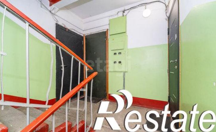 4-комн квартира Ладожская улица, 21,  д. 21