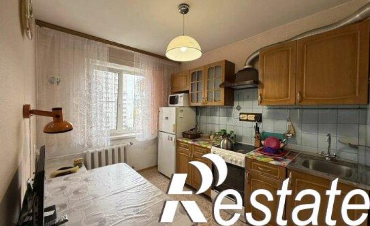 3-комн квартира улица Дзержинского, 6,  д. 6
