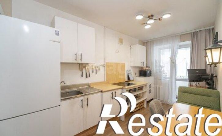 1-комн квартира улица Запарина, 137А,  д. 137А