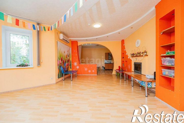 Отдельное здание улица Кочнева, 14Б,  д. 14Б