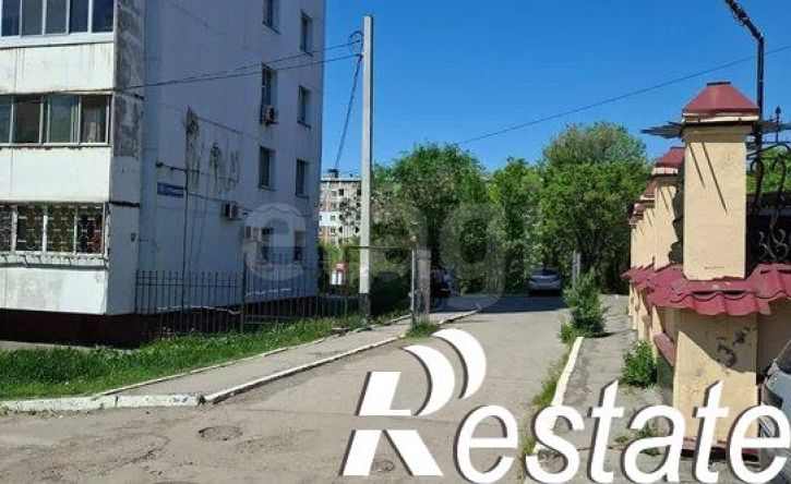 2-комн квартира улица Стрельникова, 10,  д. 10