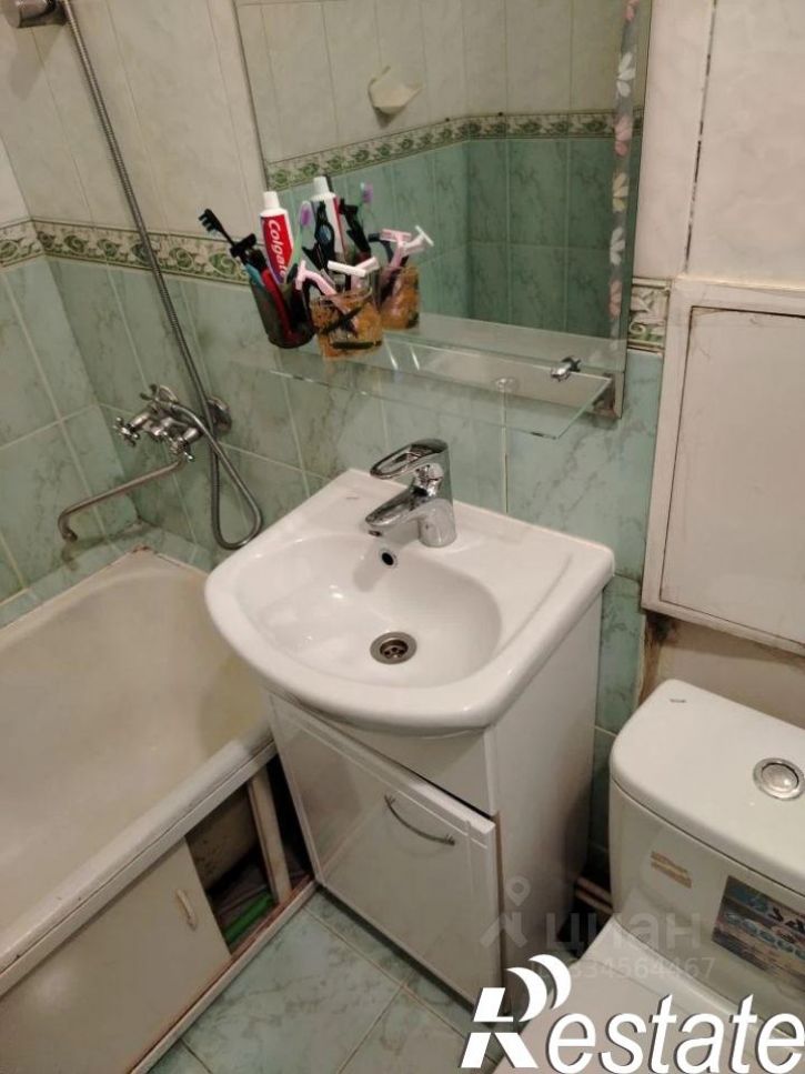 3-комн квартира улица Яшина, 1,  д. 1