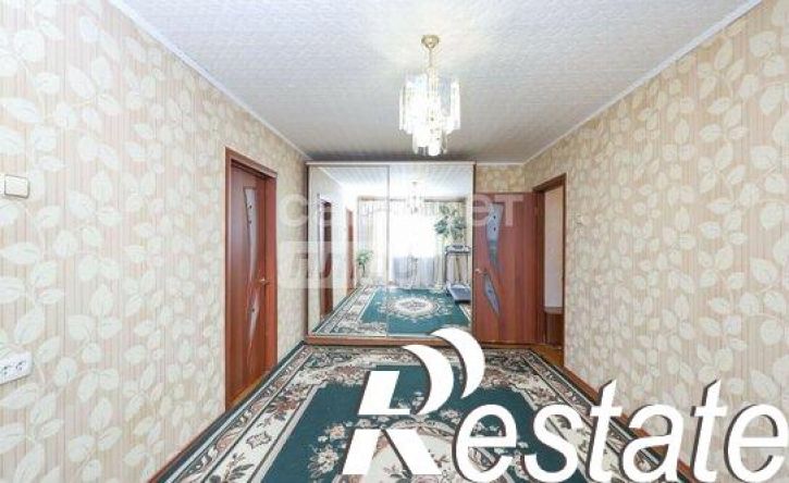 4-комн квартира улица Гагарина, 1Д,  д. 1Д