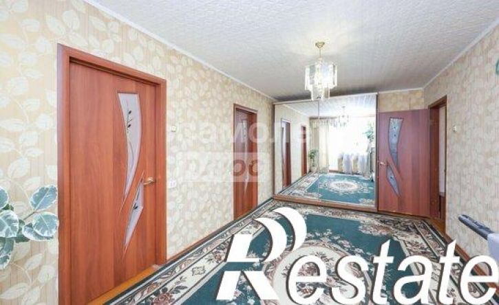 4-комн квартира улица Гагарина, 1Д,  д. 1Д