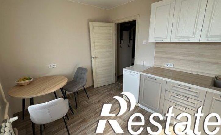 2-комн квартира улица Героев Пассаров, 12/2,  д. 12/2