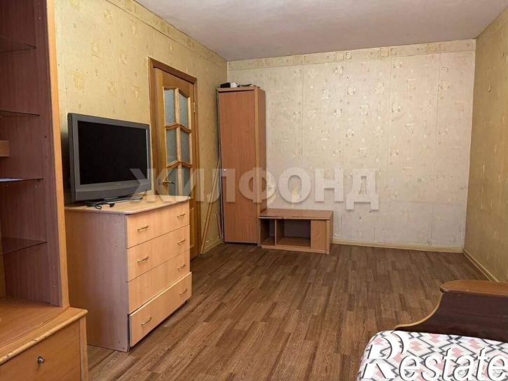 1-комн квартира Суворова улица, д.28