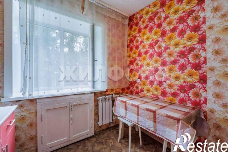 2-комн квартира Вологодская улица, д.24