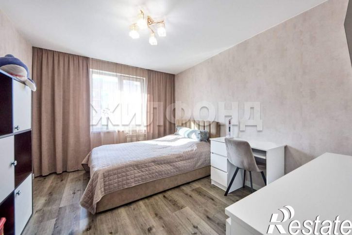 2-комн квартира Героев Пассаров улица, д.12/3