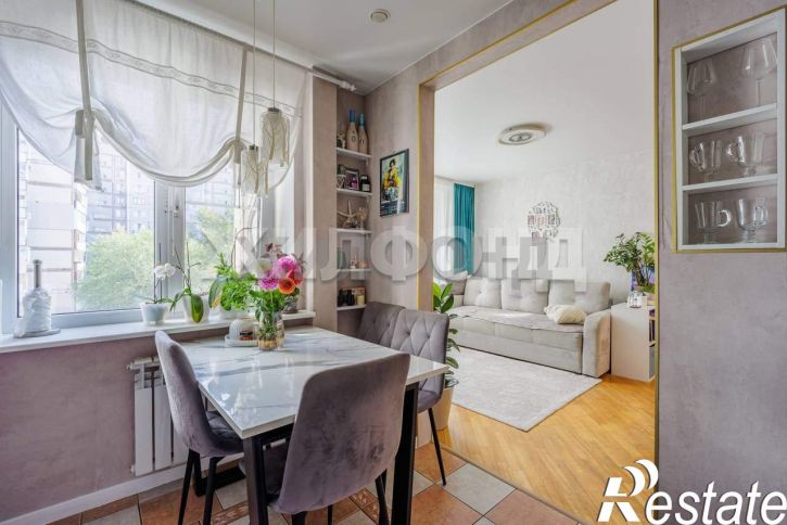 3-комн квартира Бойко-Павлова улица, д.15