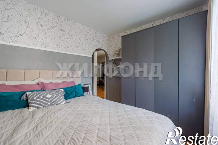 3-комн квартира Бойко-Павлова улица, д.15