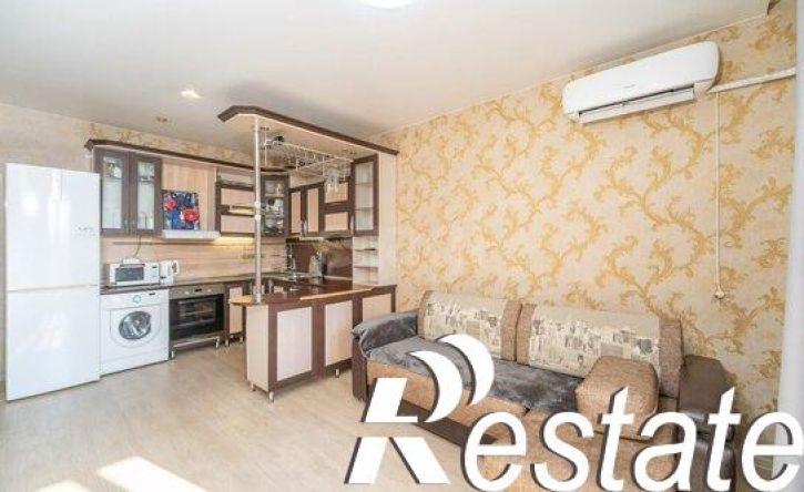 2-комн квартира улица Морозова Павла Леонтьевича, 113,  д. 113
