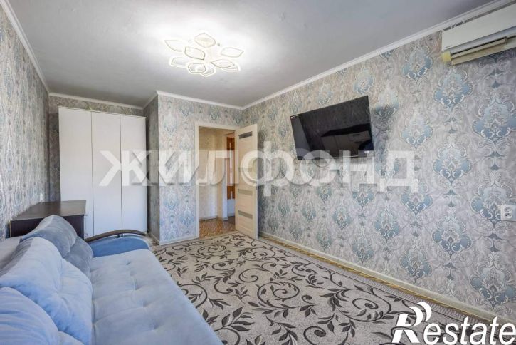 2-комн квартира Панфиловцев улица, д.17