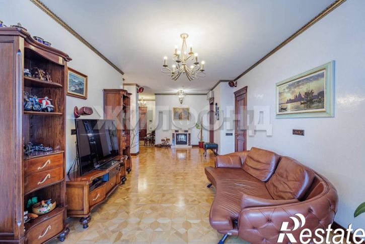 3-комн квартира Дикопольцева улица, д.26
