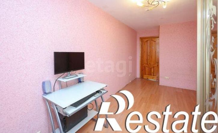 4-комн квартира Хабаровская улица, 33,  д. 33