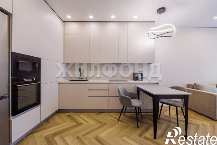 2-комн квартира Шеронова улица, д.12