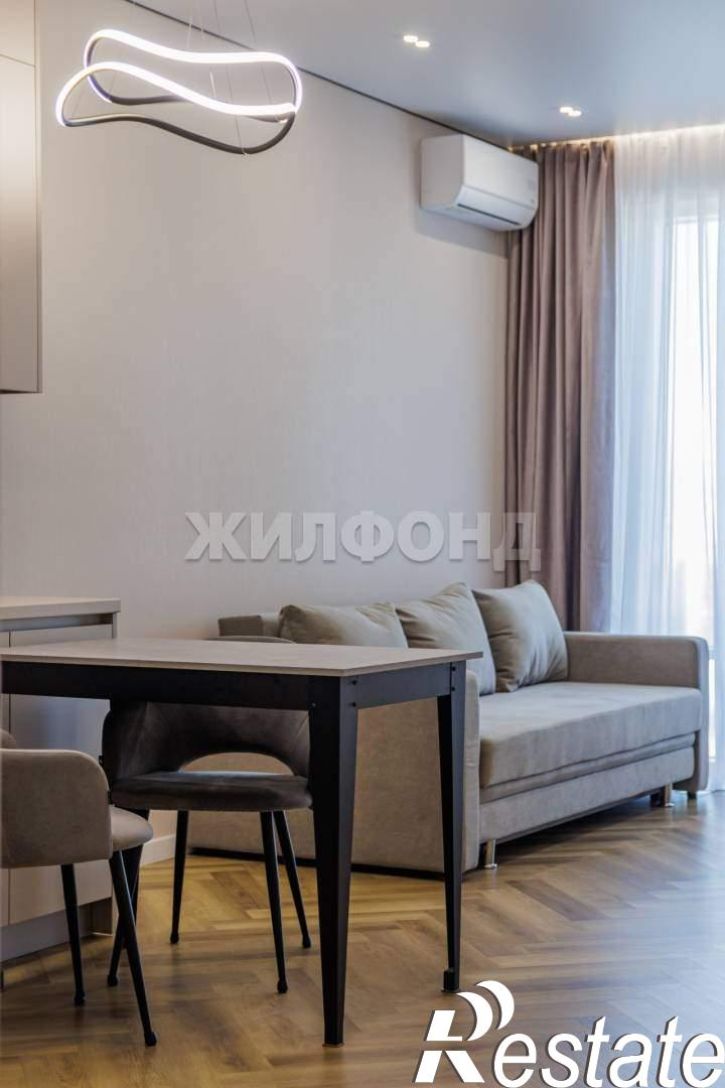 2-комн квартира Шеронова улица, д.12